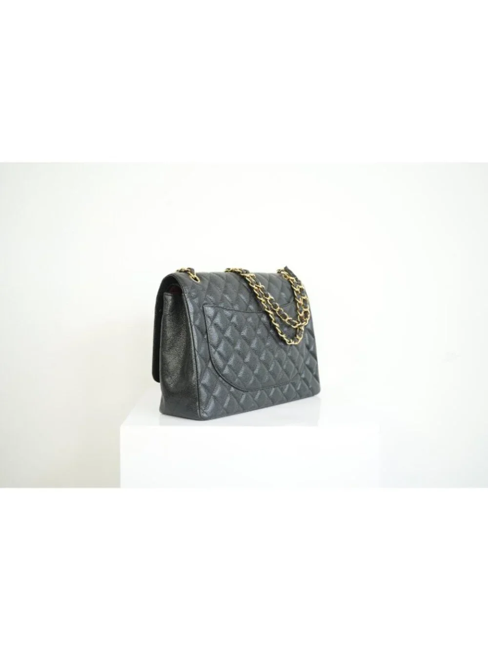 CHANEL good